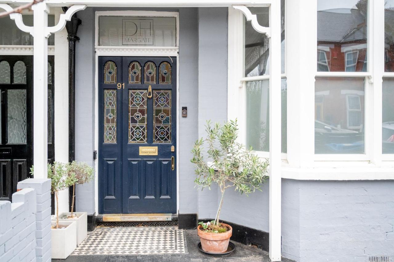 Doghouse Margate Bed & Breakfast Bagian luar foto