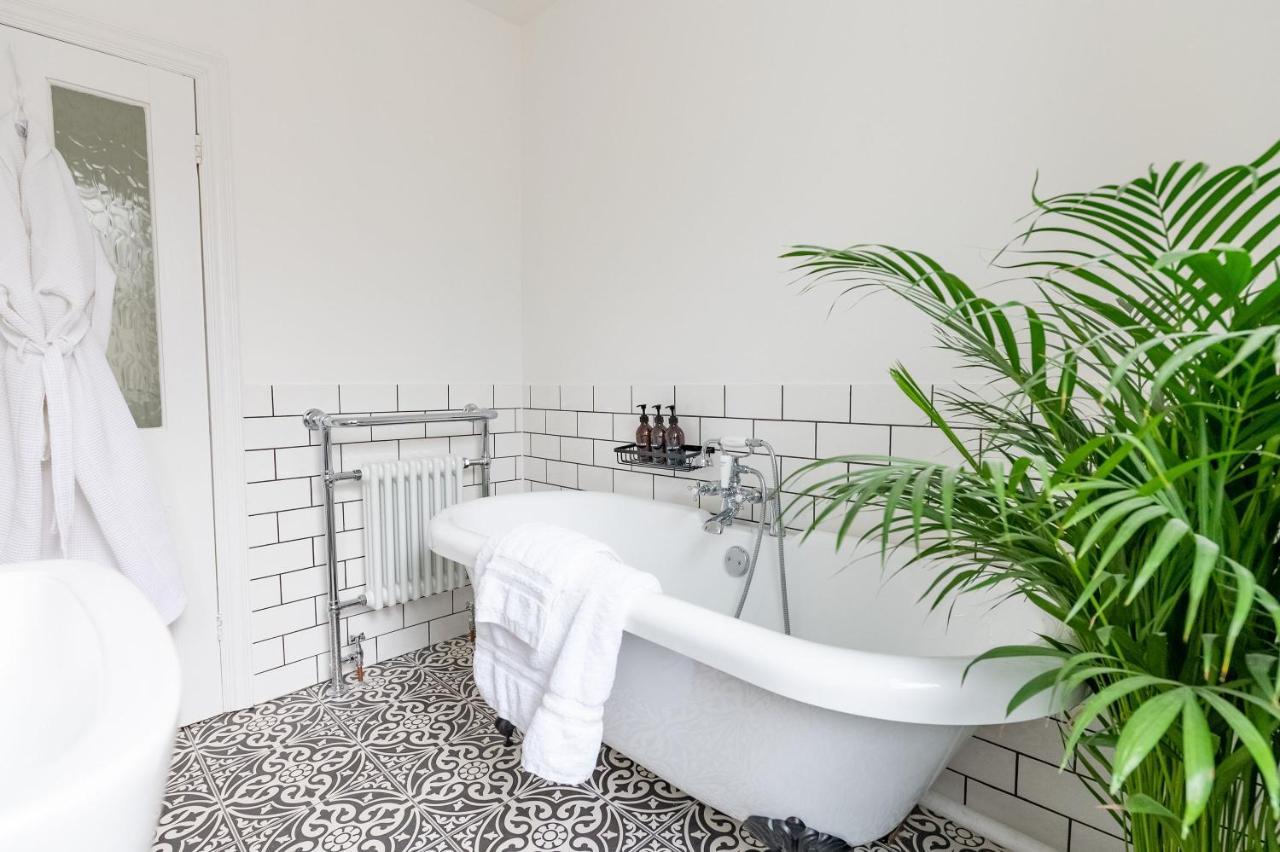 Doghouse Margate Bed & Breakfast Bagian luar foto